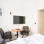 Johouse Apartment 02